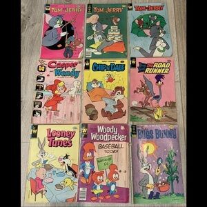 Lot of 9 Whitman/others Comics Tom & Jerry, Casper, Road Runner, Bugs Bu…